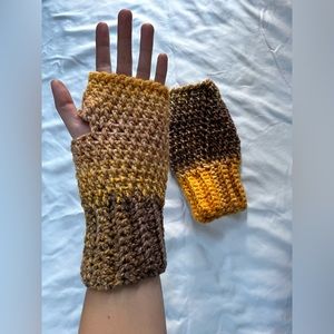 Fingerless Gloves